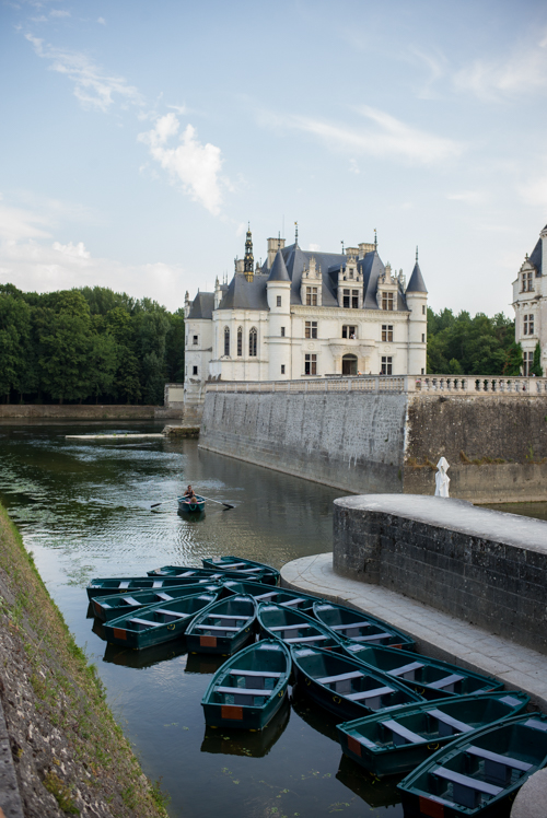 Chateau chenonceau rowboats
