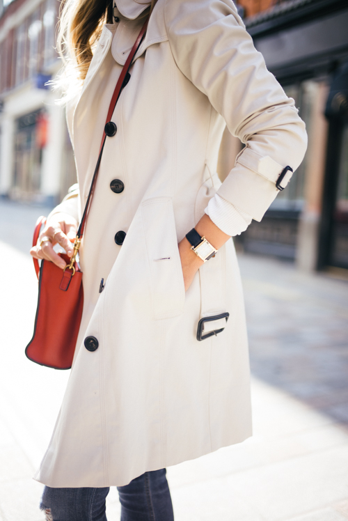 Classic Burberry Trench in Stone