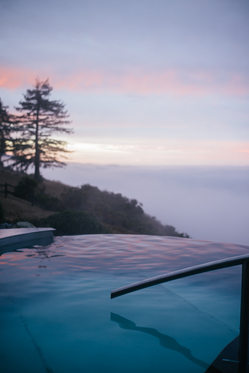 Gal Meets Glam Essential Guide to Big Sur California: Post Ranch Inn Hot Tub